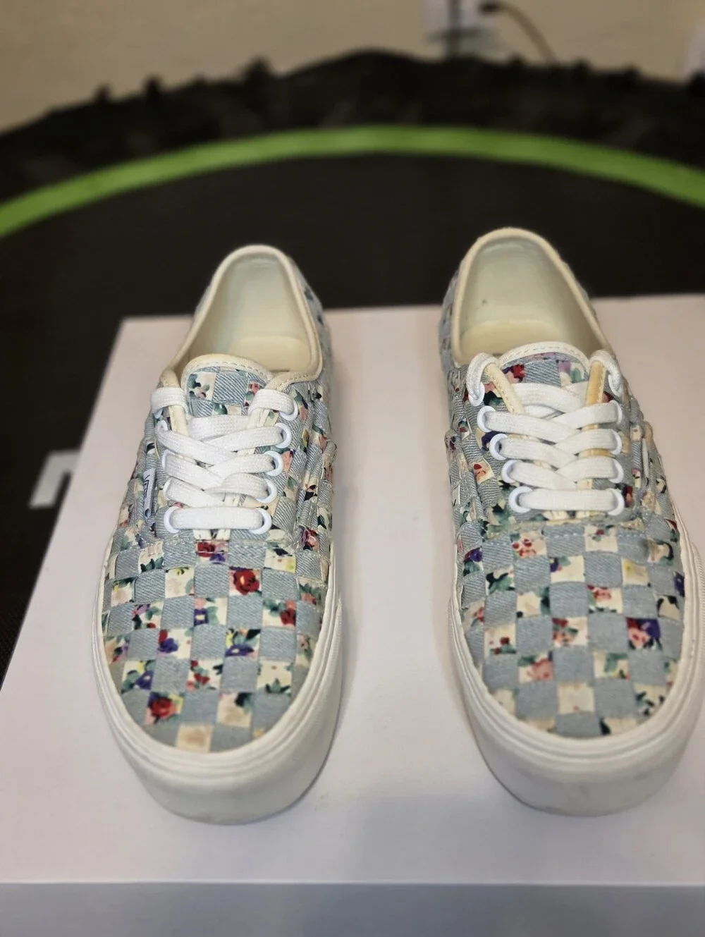 Vans Women's Light Blue Checker Floral Stackform Sneakers Size 8